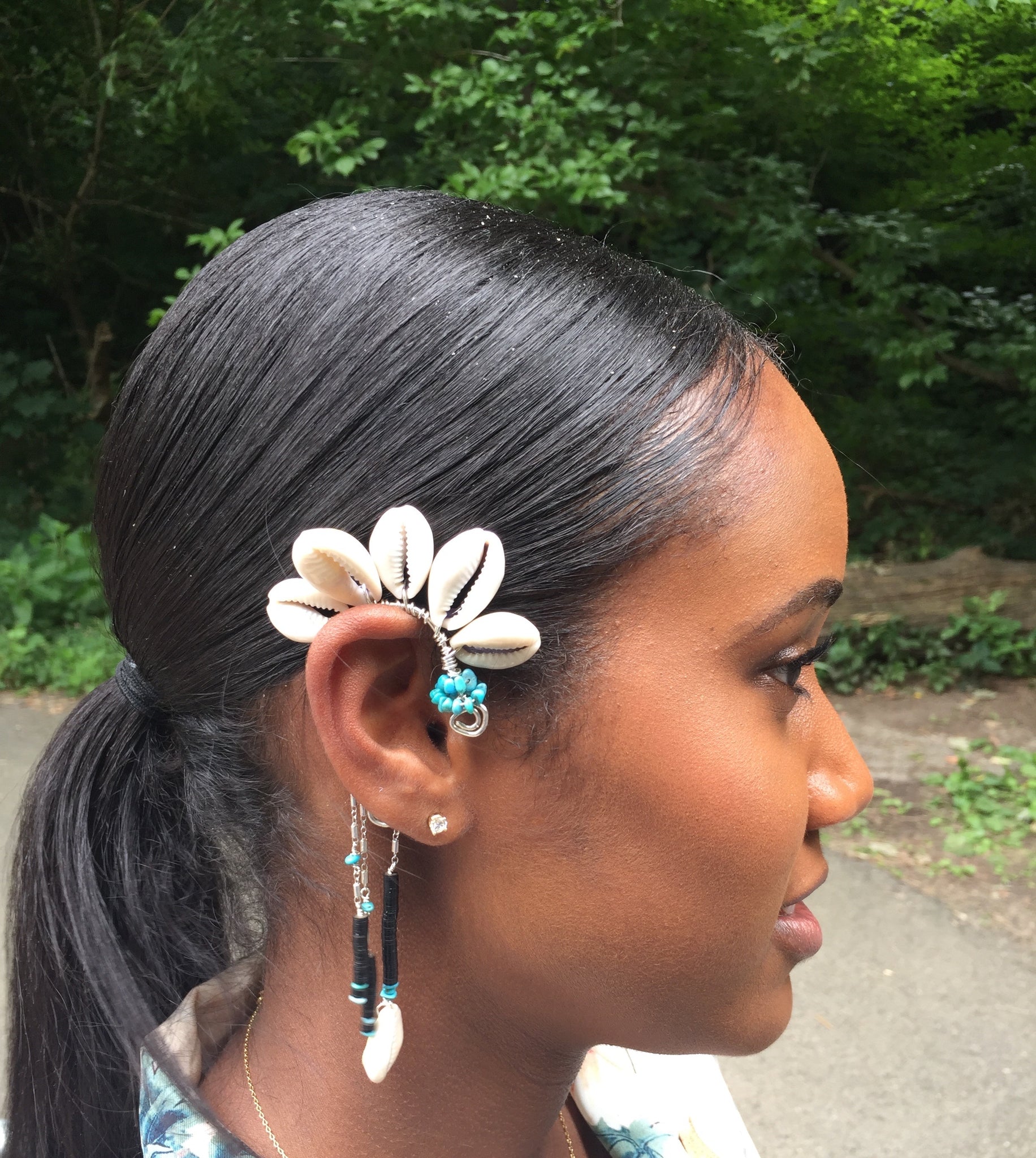 Lady Day Ear Flower (6) Cowrie Shell & Turquoise